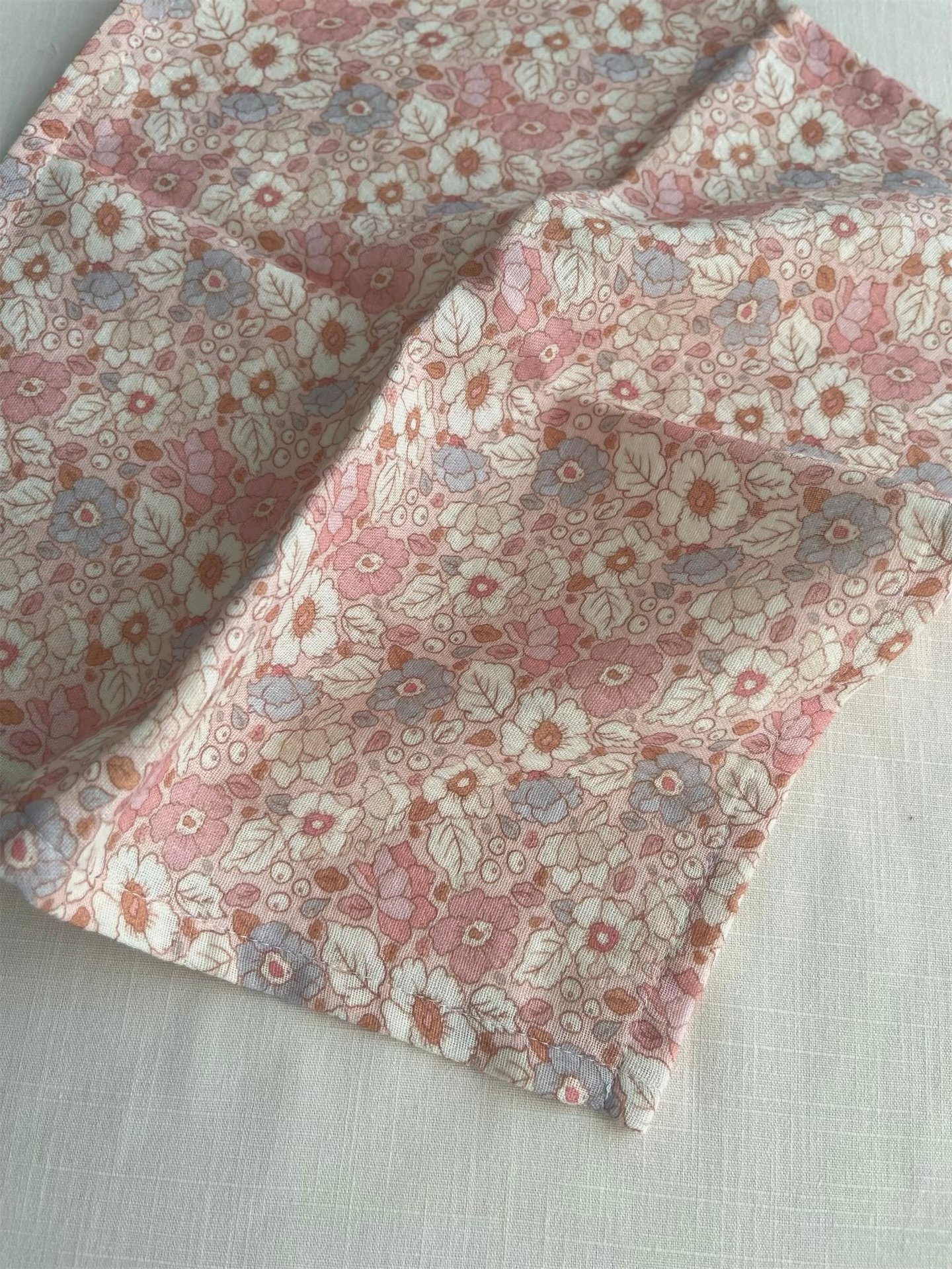 BLUE PİNK MÜSLİN AĞIZ VE OMUZ MENDİLİ